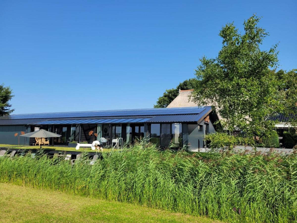 Hippe Schuur Bed & Breakfast Tytsjerk Exterior photo