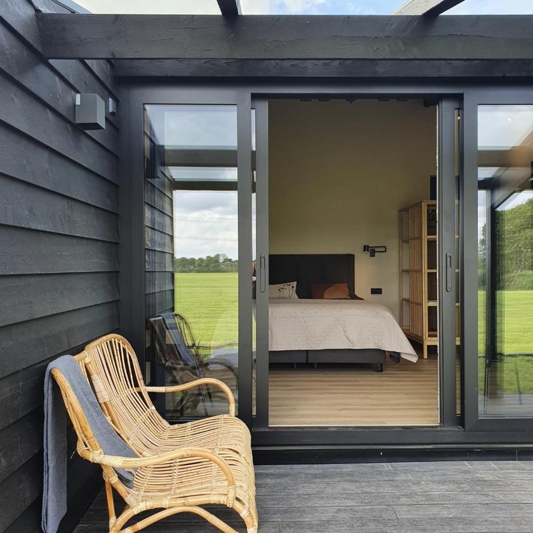 Hippe Schuur Bed & Breakfast Tytsjerk Exterior photo
