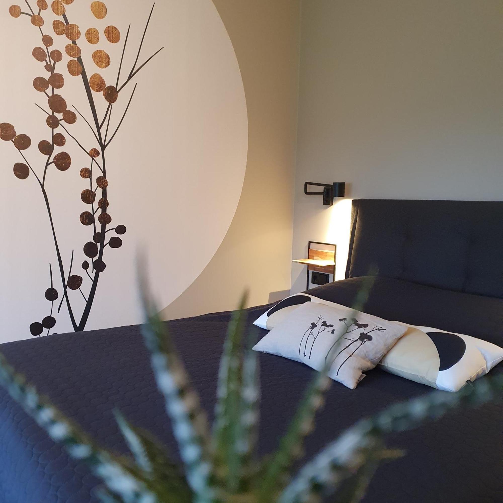 Hippe Schuur Bed & Breakfast Tytsjerk Exterior photo